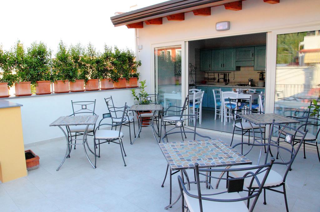 B&B Evelyne Taormina Exterior foto